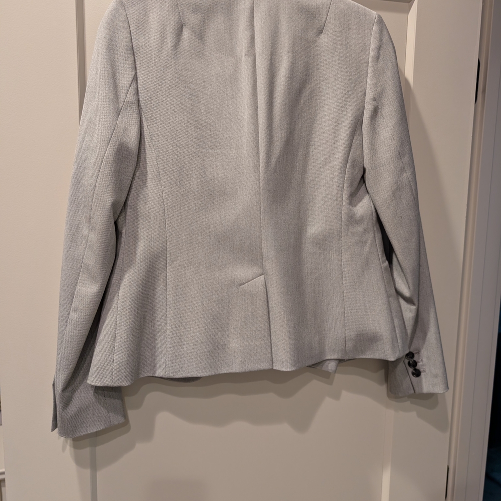 Banana Republic Textured Light Gray Suit - Blazer & Pants - Picture 5 of 8